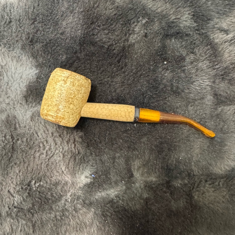 Rustic Corn Cob Tobacco Pipe
